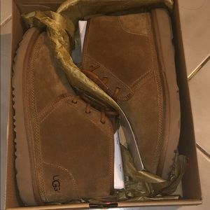 UGG AUSTRALIA NEUMEL II